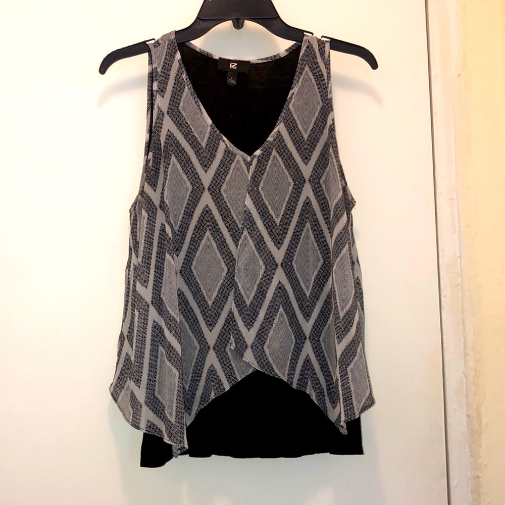 Black and white top